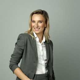 TrendForce集邦咨询:预计2025年折叠手机出货量将达到1980万台 渗透率约1.6%